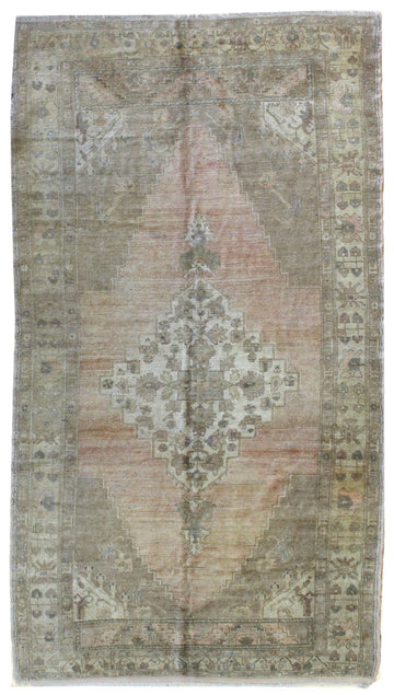 ANATOLIAN HANDKNOTTED RUG, J50154